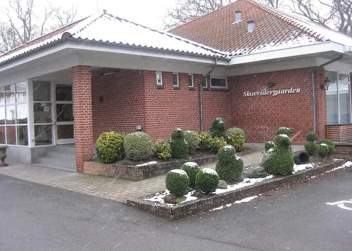 Skovridergaarden 3*